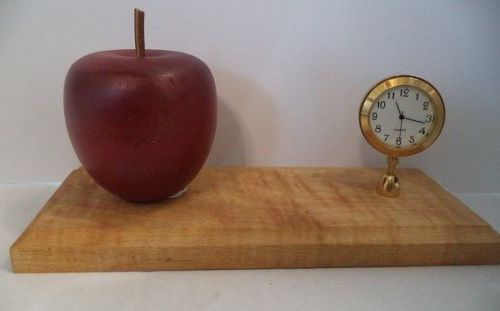 Office, Home, School Accessories ~ Apple and Clock Set