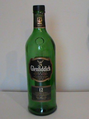Glennfiddich 12 scotch whiskey empty green glass bottle collectible 1lt cork