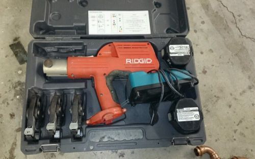 Ridgid 100-B ProPress Compact Crimping Tool!!! 14.4V!! w/3 Jaws!!! And fittings!