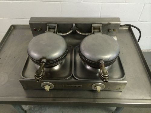 Wells double waffle maker model ld iron for sale