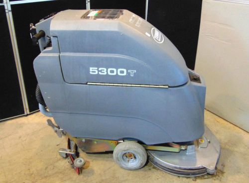 Tennant 5300t floor scrubber 20&#034; model# 606445 with charger - works good! s716 for sale