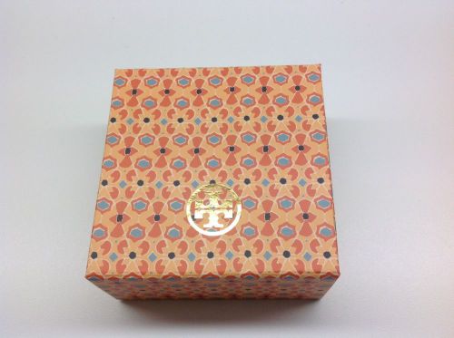 Tory Burch Magnetic Box with Notepad
