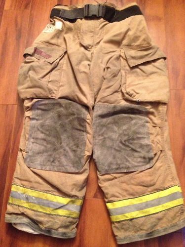 Firefighter PBI Gold Bunker/Turn Out Gear Globe G Extreme USED 38W x 30L GUC 05