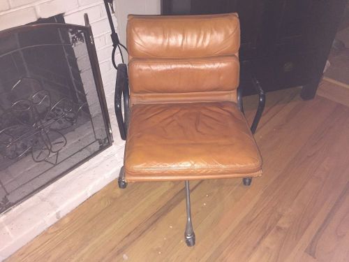 Rare Retro 1979 Herman Miller Leather Office Chair
