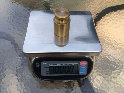 A&amp;d weighing sk-1000wp scale, 1000g with 1 kg standand. legal for trade. for sale