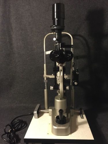 Topcon SL-3D Slit Lamp w/Applanation Tonometer