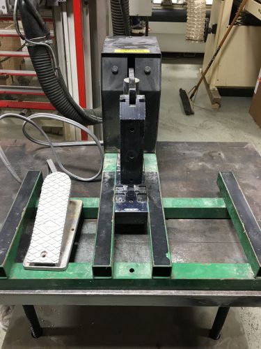 Grass RAM Pneumatics Drawer Box assembly press