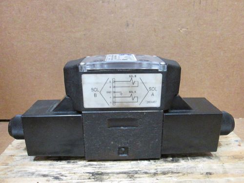 Continental hydraulics vsd03m-3a-gb-70l-b solenoid directional valve 24vdc 10gpm for sale