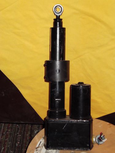 Electrak linear actuator model# p24-20b5-04rd made by warner electric for sale