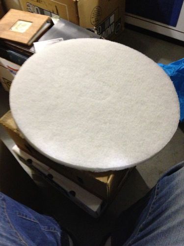5- white super polish pad 20&#034; Brand New In Box.
