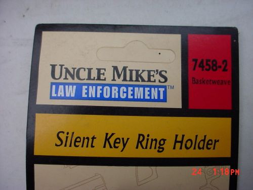 Uncle Mike&#039;s Silent Key Ring Holder  7458-2   Basket Weave