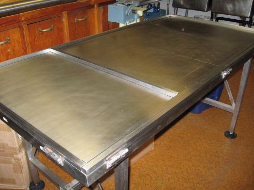 Stainless steel cooling/heating cutting table includes roller and 2 cutters for sale