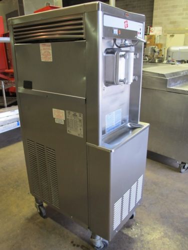 TAYLOR 441-33 COMMERCIAL FLOOR MODEL SINGLE HOOPER SHAKE MACHINE