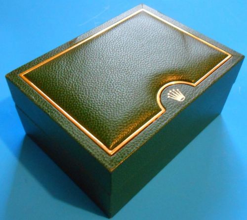 OLD USED WATCH BOX FOR ROLEX GENEVE SUISSE IN GREEN LEATHER.