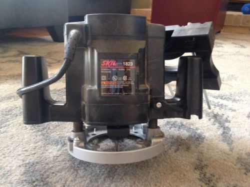 Skil Plunge Router 1823 with 15 bits (Great Condition)