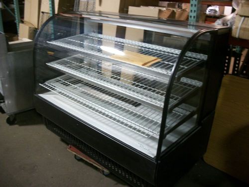 59&#034; Dry Bakery Case True TCGD-59  CURVED GLASS DISPLAY CASE NSF &#034;FREE SHIPPING&#034;