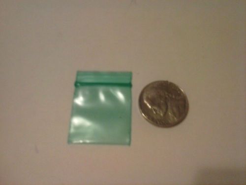 200  Green   Mini Bags Ziplock Baggies  5/8&#034; x 5/8&#034;