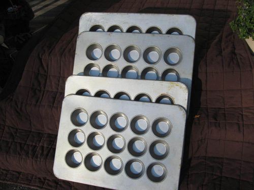 * 4* QTY Commercial Chicago Metallic  15 Cup Muffin Cupcake Baking Pan Lot Of 4