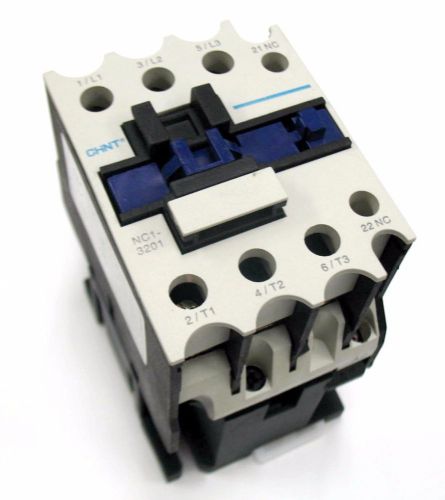 Electrical contactor iec size 32 magnetic switch 3 pole 240vac coil &lt; 20 hp ul for sale