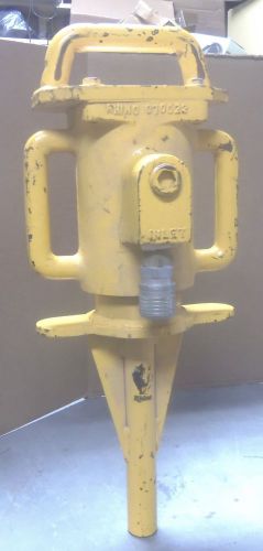 Rhino – Pneumatic Post Driver with Hose &amp; Hand Valve – Model # PD-40