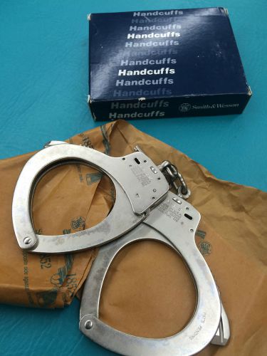6 Sets Smith &amp; Wesson Model 110-1 Nickel Oversized Handcuffs Leg Irons