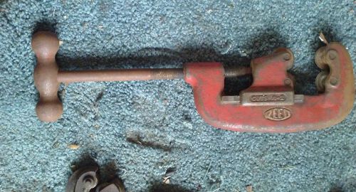 Reed pipe cutter vintage antique model 2-4 in great shape for sale