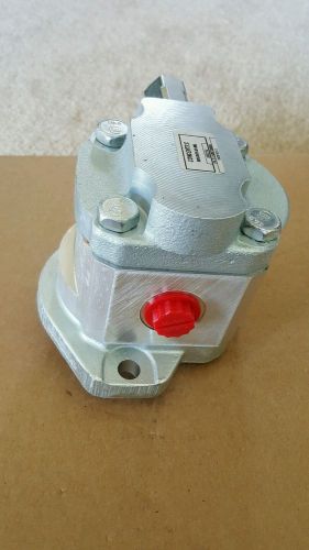 New Concentric Rockford Inc Hydraulic Gear Pump? Unsure. Part 060214 1920153