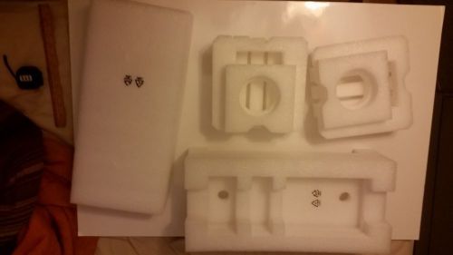 4 POLYETHYLENE FOAM Styrofoam White  BLOCKS PACKING MATERIAL