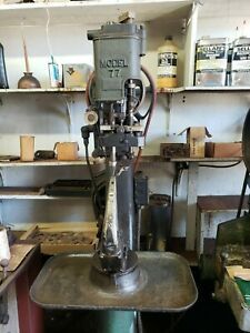 Landis shoe Stitcher Model 77