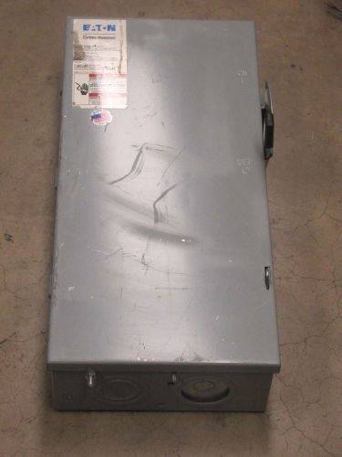 EATON DG323NGB SER. B 100 AMP 240V FUSIBLE SAFETY DISCONNECT SWITCH