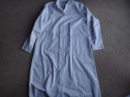 White Lab coat Grahame Gardner size 112cm/44inchs