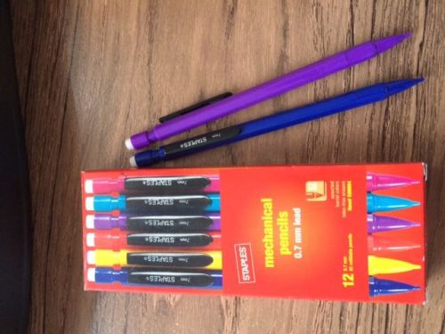 Staples Mechanical Pencils 12 Pack 0.7mm