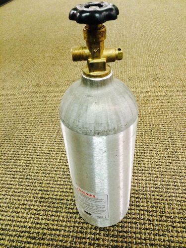 Co2 5 lb cylinder, 1800 psi dot hydro test date 2012 cga 320 for sale