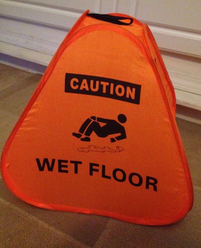 NIP Lot Of 5 Caution Wet Floor Pop Up Cones