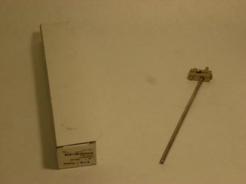 137974 New In Box, Eaton E50KL220 Limit Switch Arm-Rod