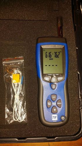 TIF 3110 Pscychrometer with IR Thermometer
