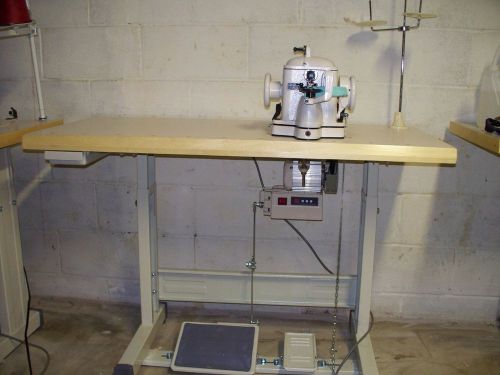 Fur  sewing  industrial  sewing  machine taurus 402 for sale