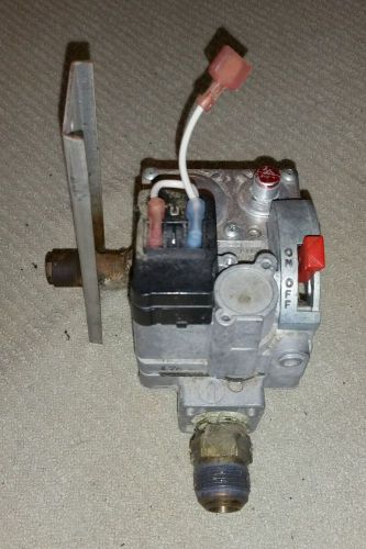 Robertshaw gas valve 7200IPER 7E3-D5B-029