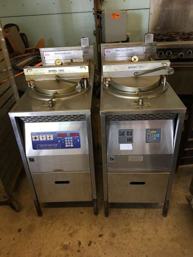 Lot Of 2 Broaster 1800 Electric  Pressure  Fryer Cooker Chicken w filter systems