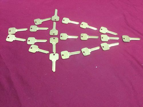 Yale by Ilco Neutered Bow Y2 Keyway, 6 pin Key Blanks, Set of 20 - Locksmith