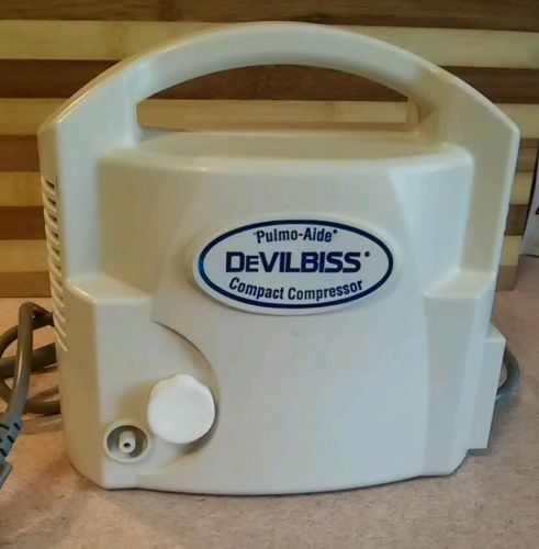 Devilbiss Pulmo Aide Compact Compressor Model 3655 D Made In U.S.A.