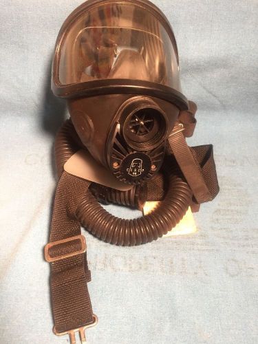 Vintage self contained breathing mask and hose cesco safety products for sale