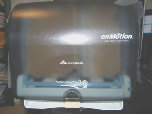 Georgia Pacific EnMotion Automated Touchless Paper Towel Dispenser