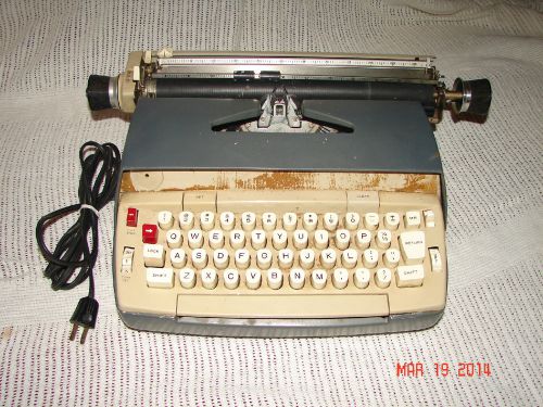 Vintage SCM Corporation Electra 120 Electric Typewriter