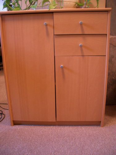Low, wood grain cabinet, with doors &amp; drawers, Local Pickup Portland Oregon area