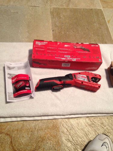 Milwaukee 2471-20 cordless tubing cutter, m12 free shipping!! for sale