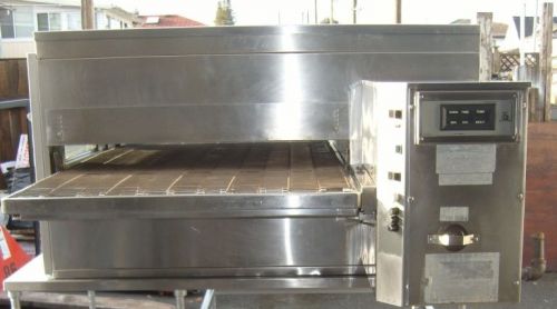 Lincoln impinger 32&#034; conveyor belt pizza oven nat gas (convertable to lp) for sale