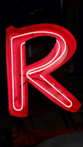Neon channel letter sign &#039;R&#039; 24&#034; Vintage wall art