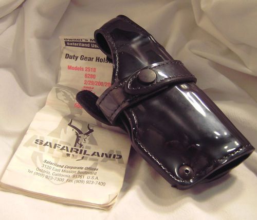 Safariland Holster 070 HIGH.GLOSS Right Hand w/ paperwork