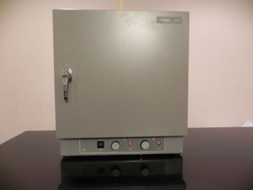 VWR 1320 Economy Lab Oven